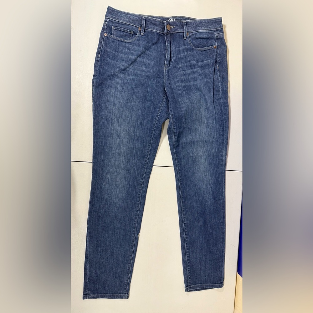 ann taylor loft Curvy Skinny Jeans 10 Stretch
Size: 10 curvy skinny - Picture 10 of 14